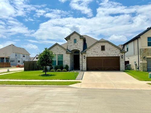 2600 Tanager St, Fort Worth, TX, 76118-2042 | Card Image