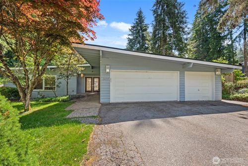1400 143rd Pl Ne, Bellevue, WA, 98007-3906 | Card Image