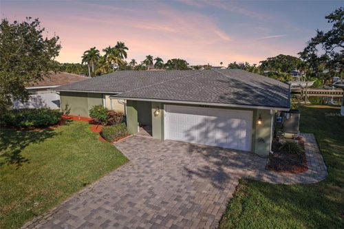 6251 18th St Ne, ST PETERSBURG, FL, 33702-4701 | Card Image