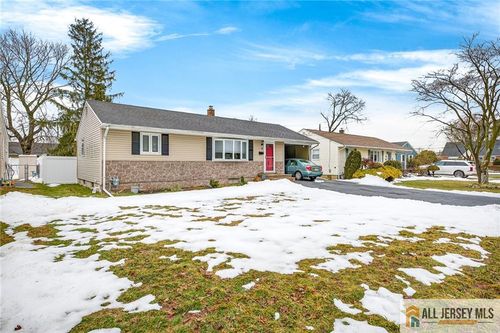 13 Yates Dr, East Brunswick, NJ, 08816-3858 | Card Image