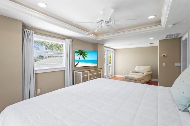 111 Faubel St, House other with 3 bedrooms, 3 bathrooms and null parking in Siesta Key FL | Image 51