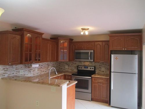 724 7th Way, West Palm Beach, FL, 33407-6688 | Card Image