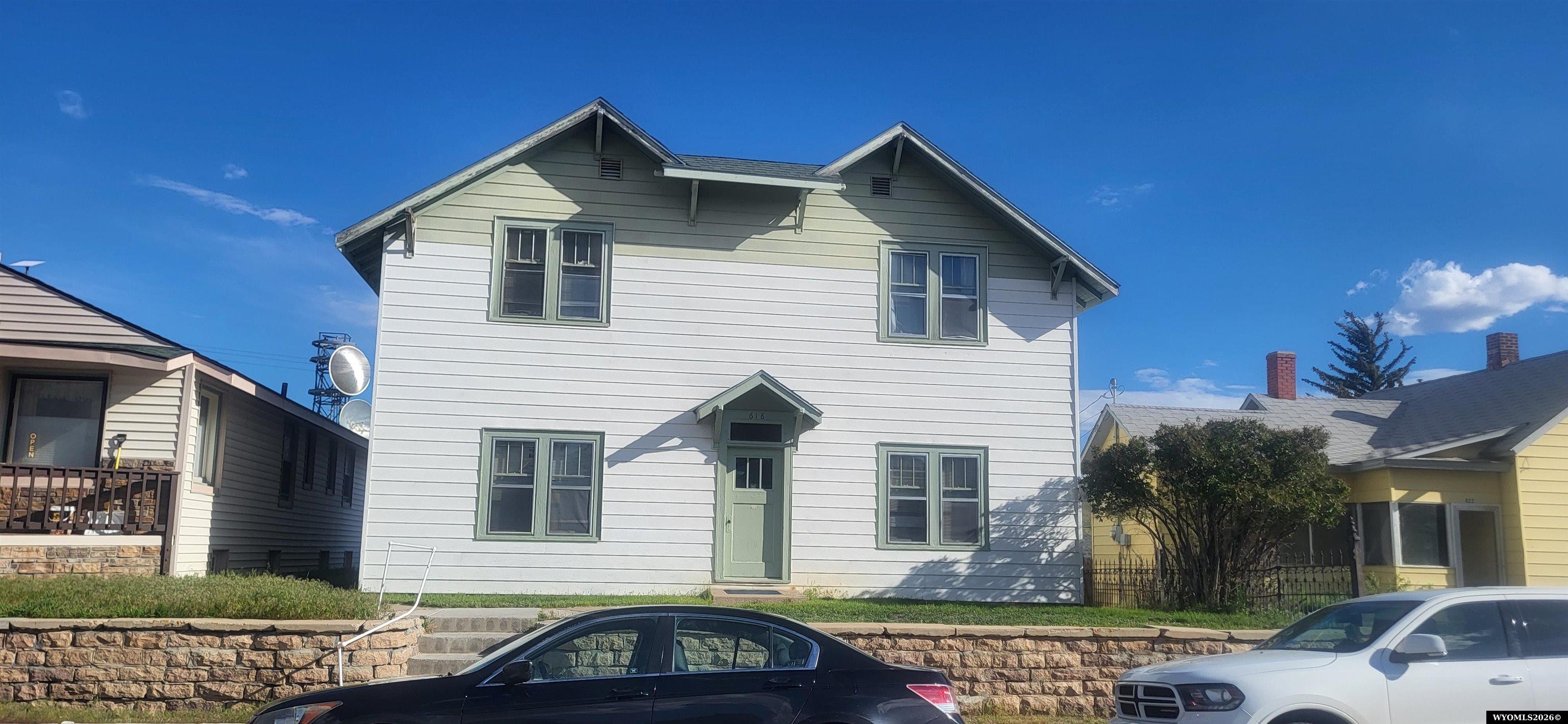 618 W Buffalo St, Rawlins, WY 82301