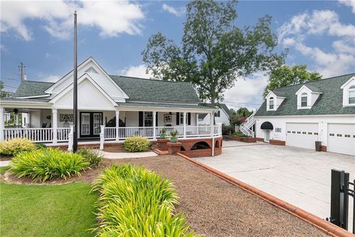 176 Confederate Ave, Dallas, GA, 30132-3713 | Card Image