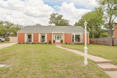 2402 Morris Lane, Bryan, TX, 77802 | Card Image