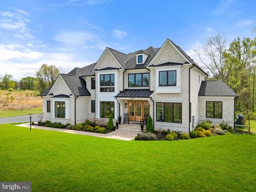 23084 Affirmed Park Ct, MIDDLEBURG, VA, 20117-3283 | Card Image