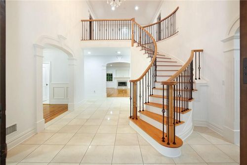 193 Saxon Woods Rd, Scarsdale, NY, 10583-7807 | Card Image