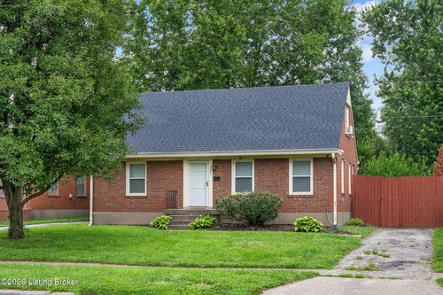 3241 Radiance Rd, Louisville, KY, 40220-2453 | Card Image