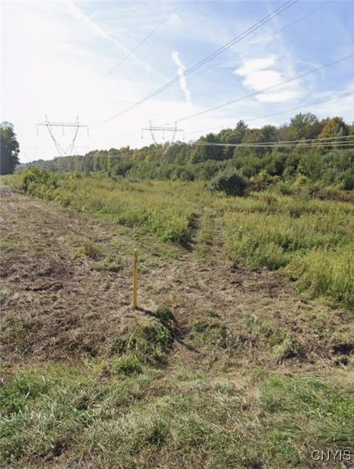 8643 Smokey Hollow Rd, Lysander, NY, 13027-8219 | Card Image