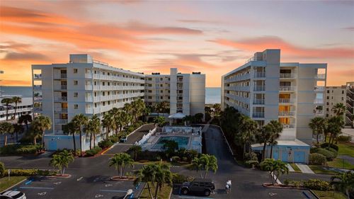 apt-201-1050 N Atlantic Ave, COCOA BEACH, FL, 32931-3161 | Card Image