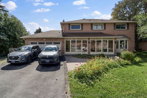 58 Love Cres, Ajax, ON, L1S4T2 | Card Image