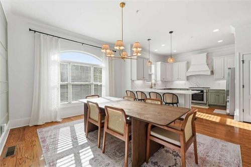 934 Delaronde Ct, Atlanta, GA, 30328-2685 | Card Image