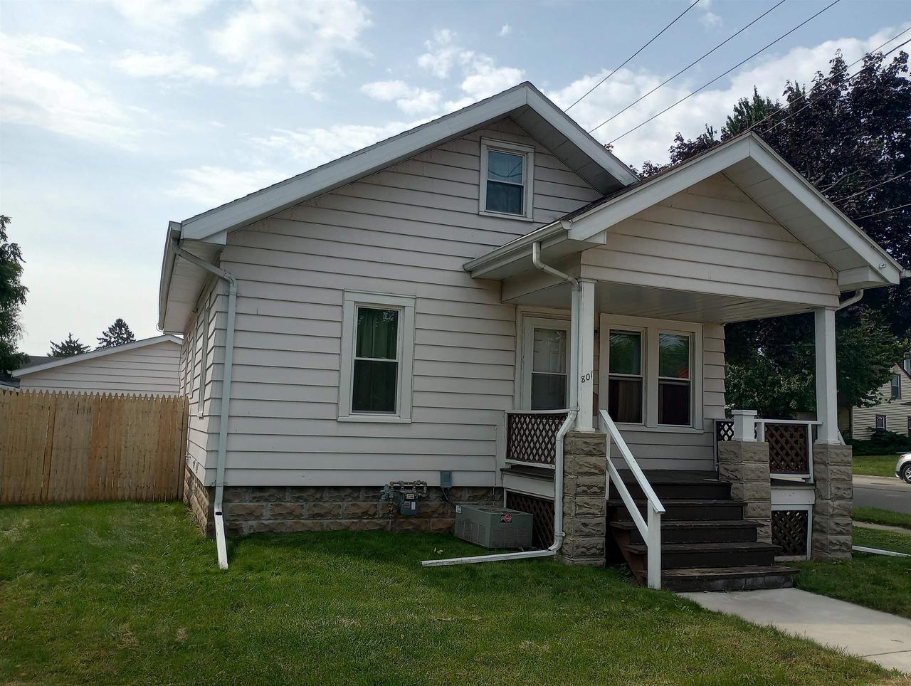 7th St, Menasha, WI 54952