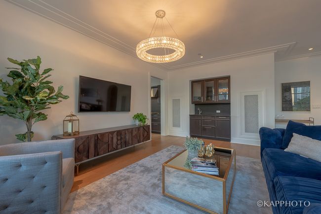 15AA - 118 E Erie St, Condo with 2 bedrooms, 3 bathrooms and 1 parking in Chicago IL | Image 9