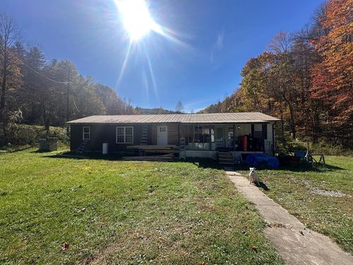 7737 Birchfield Rd, Pound, VA, 24279 | Card Image