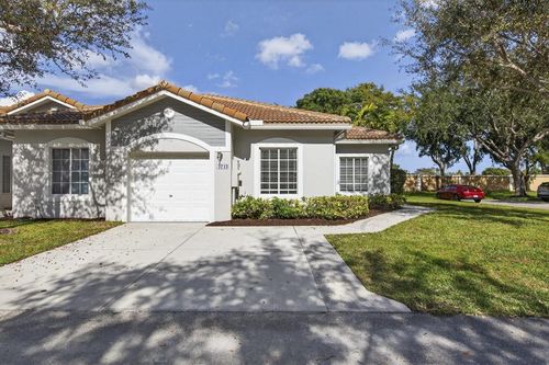 4243 Sw 10th Ct, Deerfield Beach, FL, 33442-8209 | Card Image