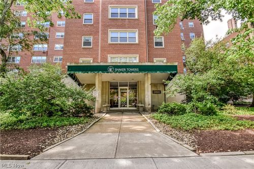 1102-13800 Shaker Blvd, Shaker Heights, OH, 44120-1585 | Card Image