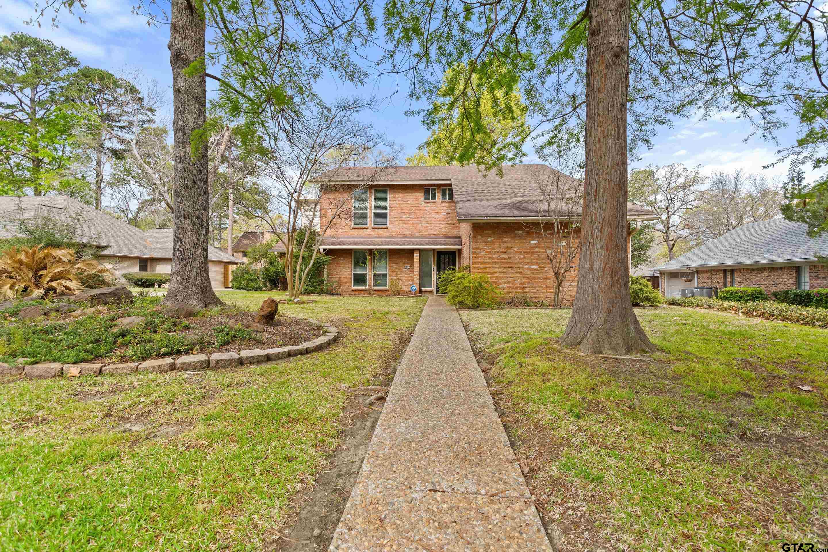 Heather Ln, Longview, TX 75604