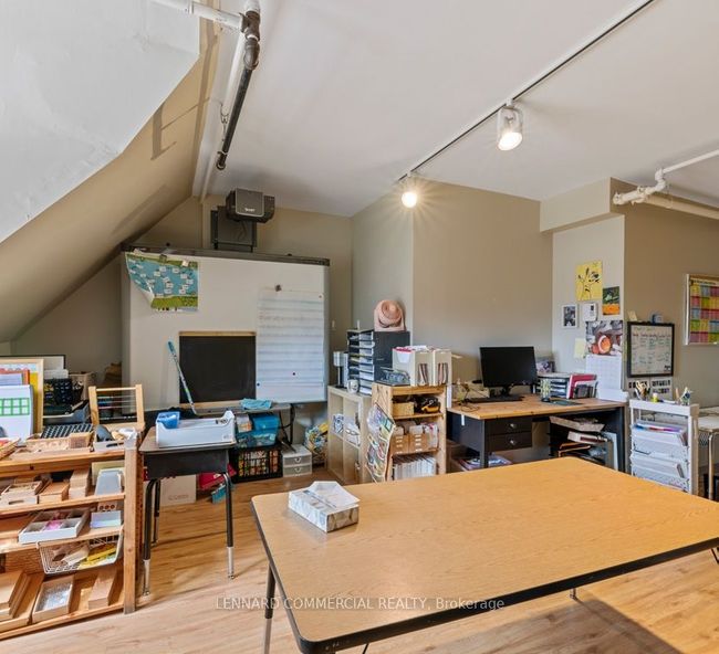 39 Spadina Rd, Home with 0 bedrooms, 0 bathrooms and null parking in Toronto ON | Image 20
