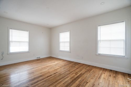 22806 Carleton Ave, Southfield, MI, 48033-6714 | Card Image