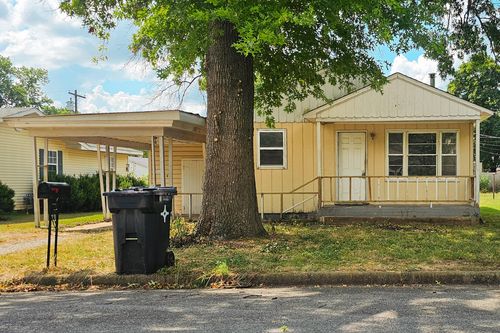 1034 7th St, West Plains, MO, 65775-2164 | Card Image