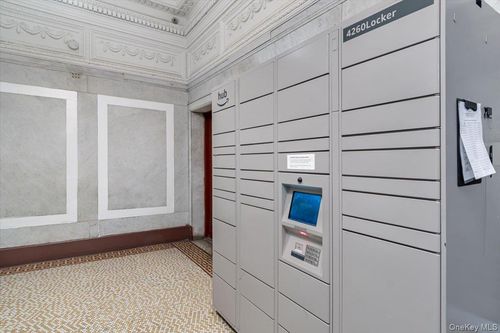 apt-604-4260 Broadway, New York, NY, 10033-3757 | Card Image