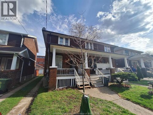 3219 Linwood Pl, Windsor, ON, N9C1P9 | Card Image