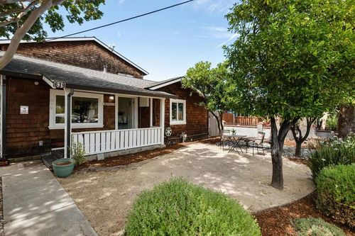639 Douglas Ave, Redwood City, CA, 94063-3437 | Card Image