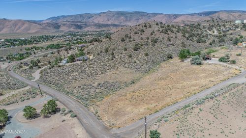 3955 Mica Ct, Wellington, NV, 89444-9421 | Card Image