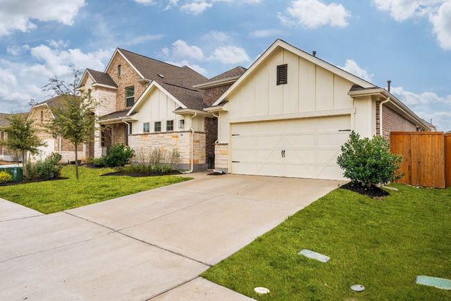 251 Spinnaker Loop, House other with 3 bedrooms, 2 bathrooms and 4 parking in Kyle TX | Image 33