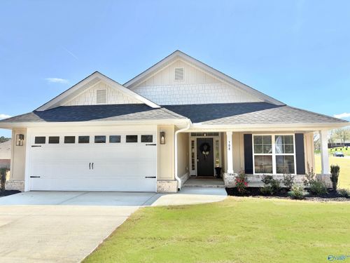 147 Ridgeland Trl, Huntsville, AL, 35810-1609 | Card Image