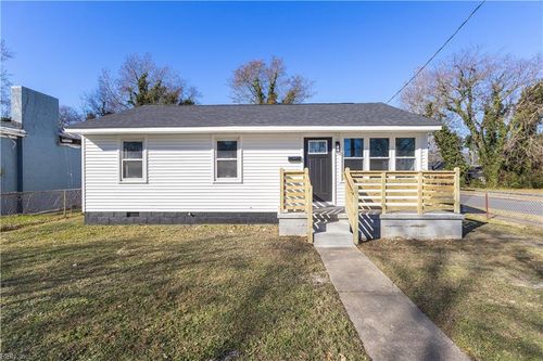 2335 Courtney Ave, Norfolk, VA, 23504-2205 | Card Image