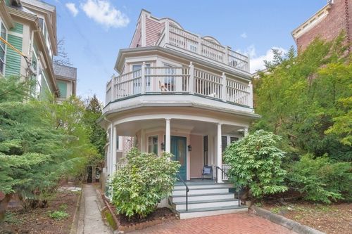 1-2 Potter Park, Cambridge, MA, 02138-1609 | Card Image