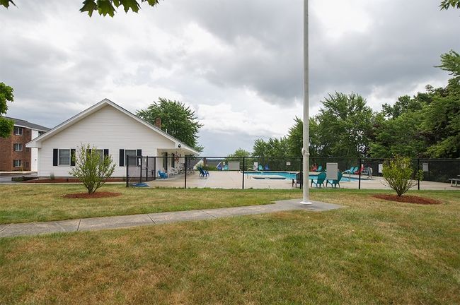 22 - 22 Brandee Ln, House attached with 2 bedrooms, 2 bathrooms and 2 parking in Methuen MA | Image 25