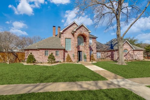 944 Hills Creek Dr, McKinney, TX, 75072-5232 | Card Image