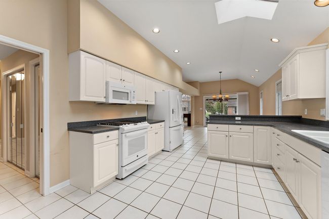 13-web-or-mls-DSC03841 | Image 12