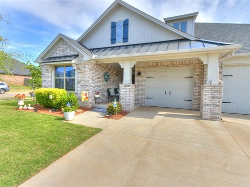 1012 Mount Irving Way, Norman, OK, 73071-1067 | Card Image