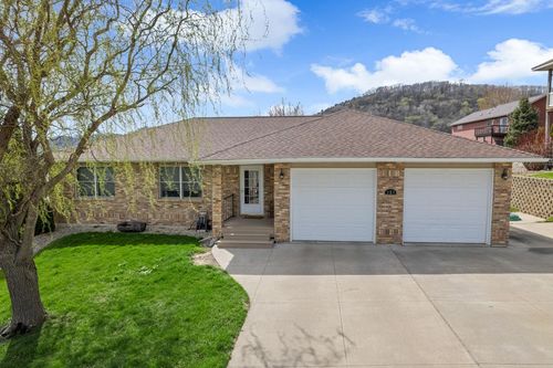 129 Bluffview Street, Winona, MN, 55987 | Card Image