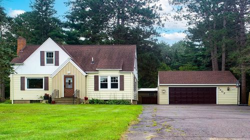 1302 Prospect Ave W, Cloquet, MN, 55720 | Card Image