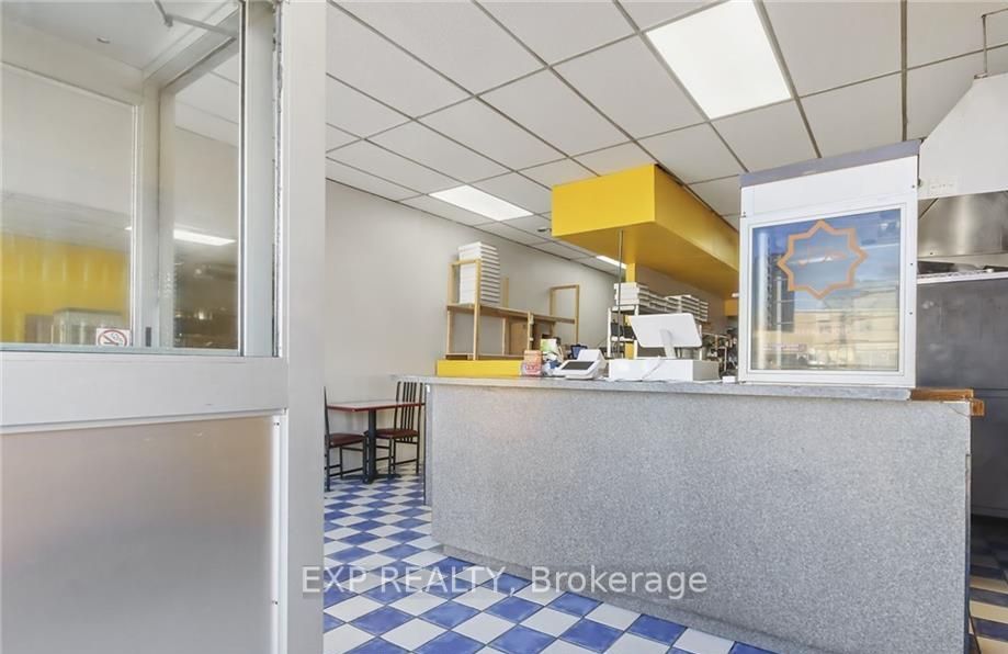 Commercial Sale in Carlington - Central Park 5