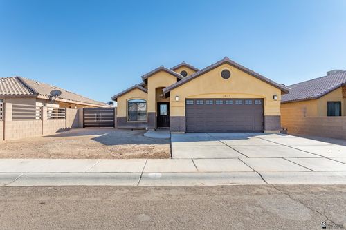 3677 E San Pedro St, San Luis, AZ, 85336-0877 | Card Image