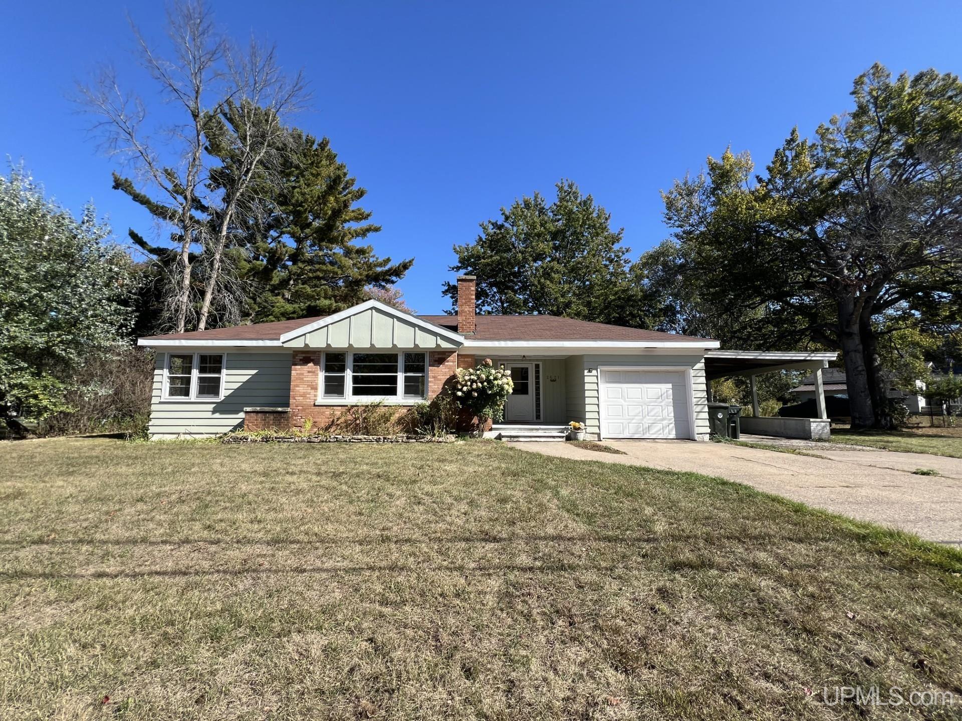 22nd St, Escanaba, MI 49829
