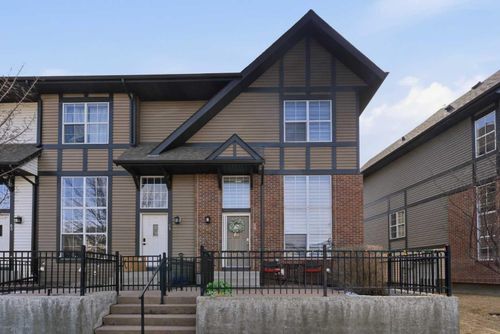 59 New Brighton Common Se, Calgary, AB, T2Z0T5 | Card Image