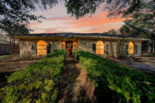 1002 Meridith Dr, Terrell, TX, 75160-5023 | Card Image