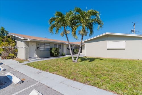 1-4-7601 Venetian St, Miramar, FL, 33023-7811 | Card Image