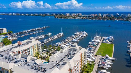 524-806 E Windward Way, Lantana, FL, 33462-8011 | Card Image