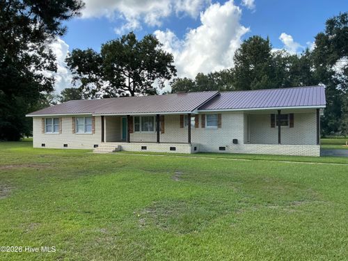 221 E Bladen St, Bladenboro, NC, 28320-1219 | Card Image