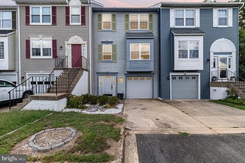 305 Backridge Ct, FREDERICKSBURG, VA, 22406-6461 | Card Image