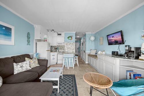 136-6102 Seawall Blvd, Galveston, TX, 77551-2031 | Card Image