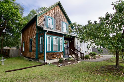 35 Thayer Ave, Springfield, MA, 01108-1910 | Card Image
